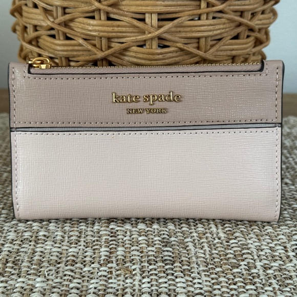 Kate Spade Wallet Colorblock Slim Bifold Pale Dogwood Classic Preowned - Picture 1 of 16